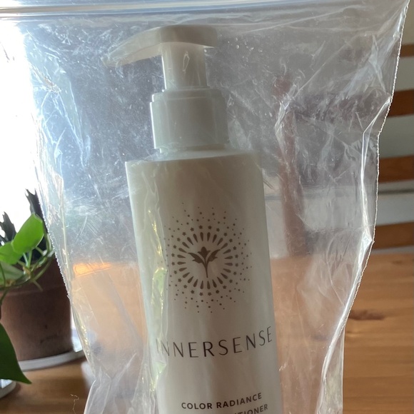 One New  Innersense Color Radiance Daily Conditioner - Picture 1 of 3